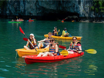 Quảng Ninh đón 12,1 triệu lượt du khách trong 6 tháng đầu năm 2025